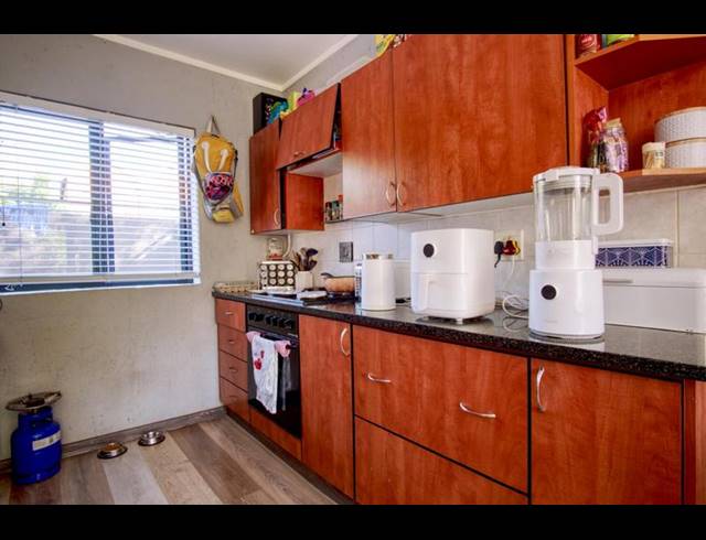 2 BEDROOM DUPLEX FOR SALE IN DARRENWOOD